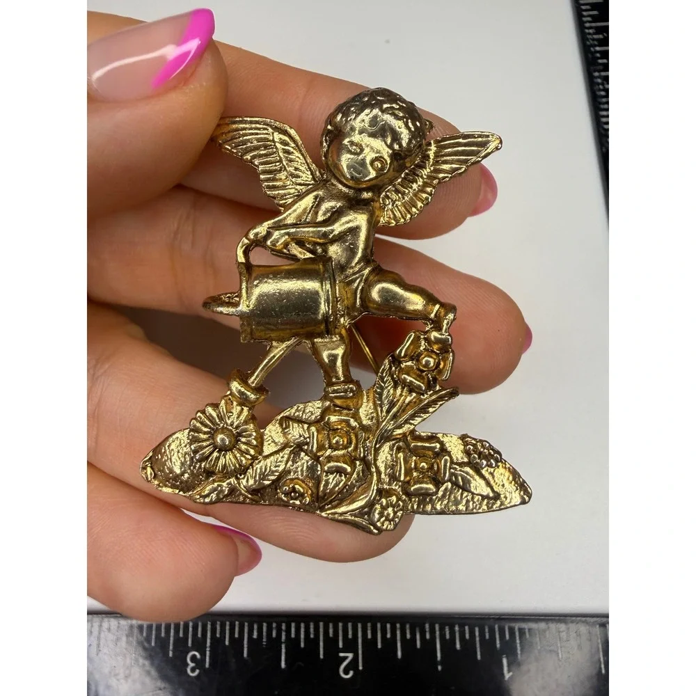 Gold Tone Cherub Angel Watering Flowers Brooch Pin Celestial Garden Jewelry
